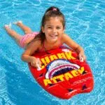 גלשן מתנפח כריש לילדים Shark Attack