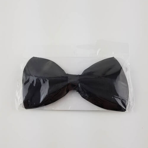 עניבת פפיון לבן עשוי סאטן עניבה מתכוונת להתאמה לכל צוואר