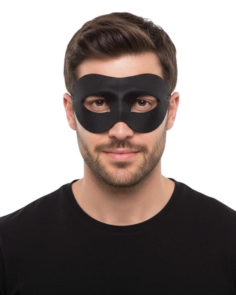 מסכת עיניים מסתורית